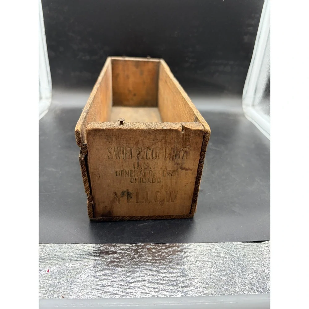 Vintage Swift & Company Brookfield Cheese Crate Wooden Advertising Box Chicago